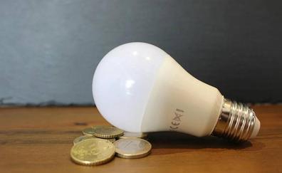 El Gobierno ajustará la retribución eléctrica para contener la escalada de la luz