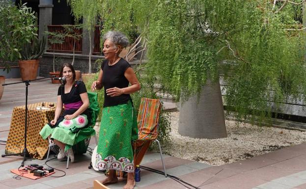 Capote y Buenadicha traen los cuentos de Guinea Ecuatorial al patio de Casa África