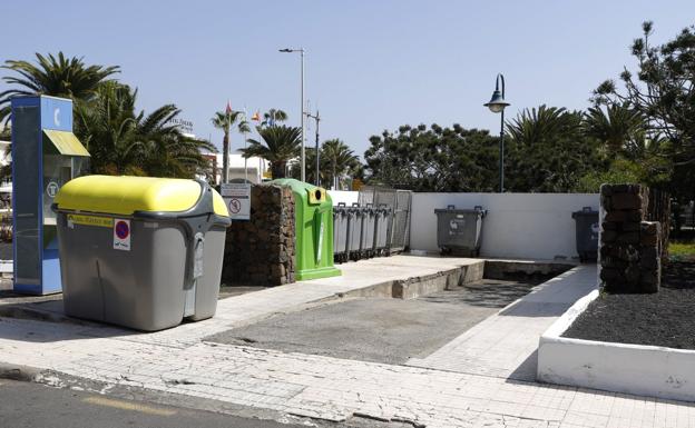Mejoras en espacios para la recogida de basura de Costa Teguise