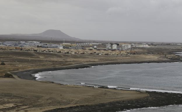 La boya de suministro de combustible a Disa cuesta 15 millones a las arcas municipales