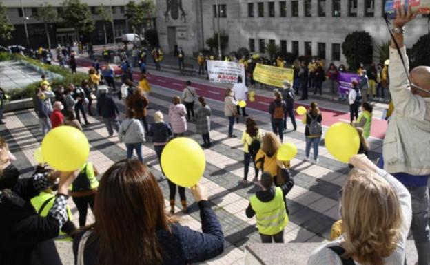 El informe jurídico reconoce la ineficacia de las OPE para regular a los interinos