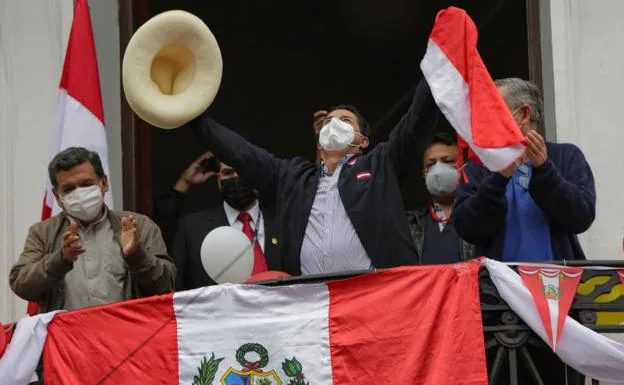 La mínima diferencia entre Castillo y Fujimori centra la atención en Perú
