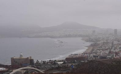 Concluye la alerta por calor en Gran Canaria pero se mantiene por incendios