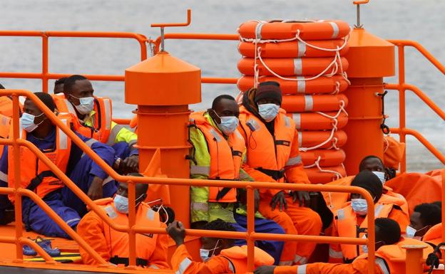 El papel del Frontex no convence