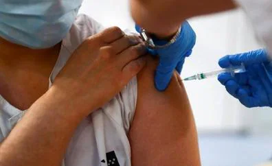 Un estudio avala la vacunación conjunta y simultánea contra covid y gripe