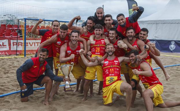 Los Hispanos conquistan el TIE en Las Canteras