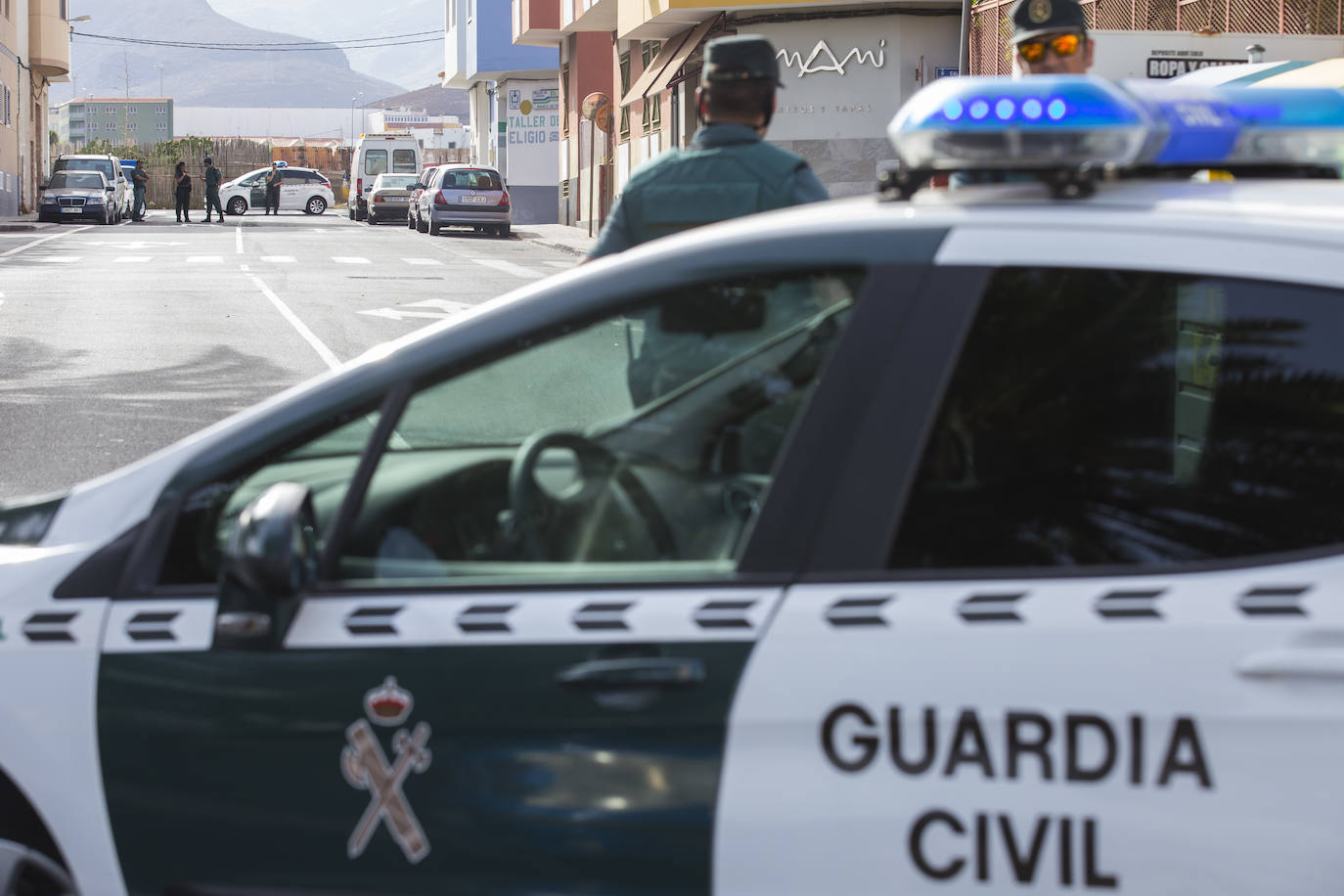 Denuncia que fue drogada y violada por tres jóvenes en Vecindario