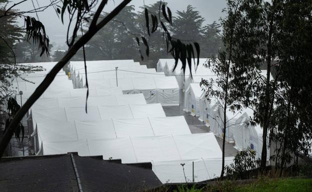 Los centros de acogida de Canarias albergan a unos 1.700 inmigrantes