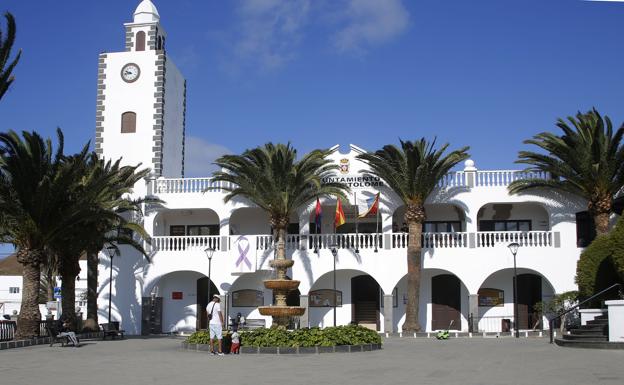 San Bartolomé es el municipio con más deuda por vecino tras pedir un crédito