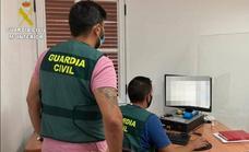 Dos detenidos en Lanzarote al pagar 1.770 euros con una tarjeta bancaria ajena