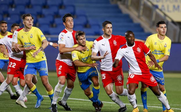 Ultimátum a Curbelo: o acepta la oferta ya o el club la desecha