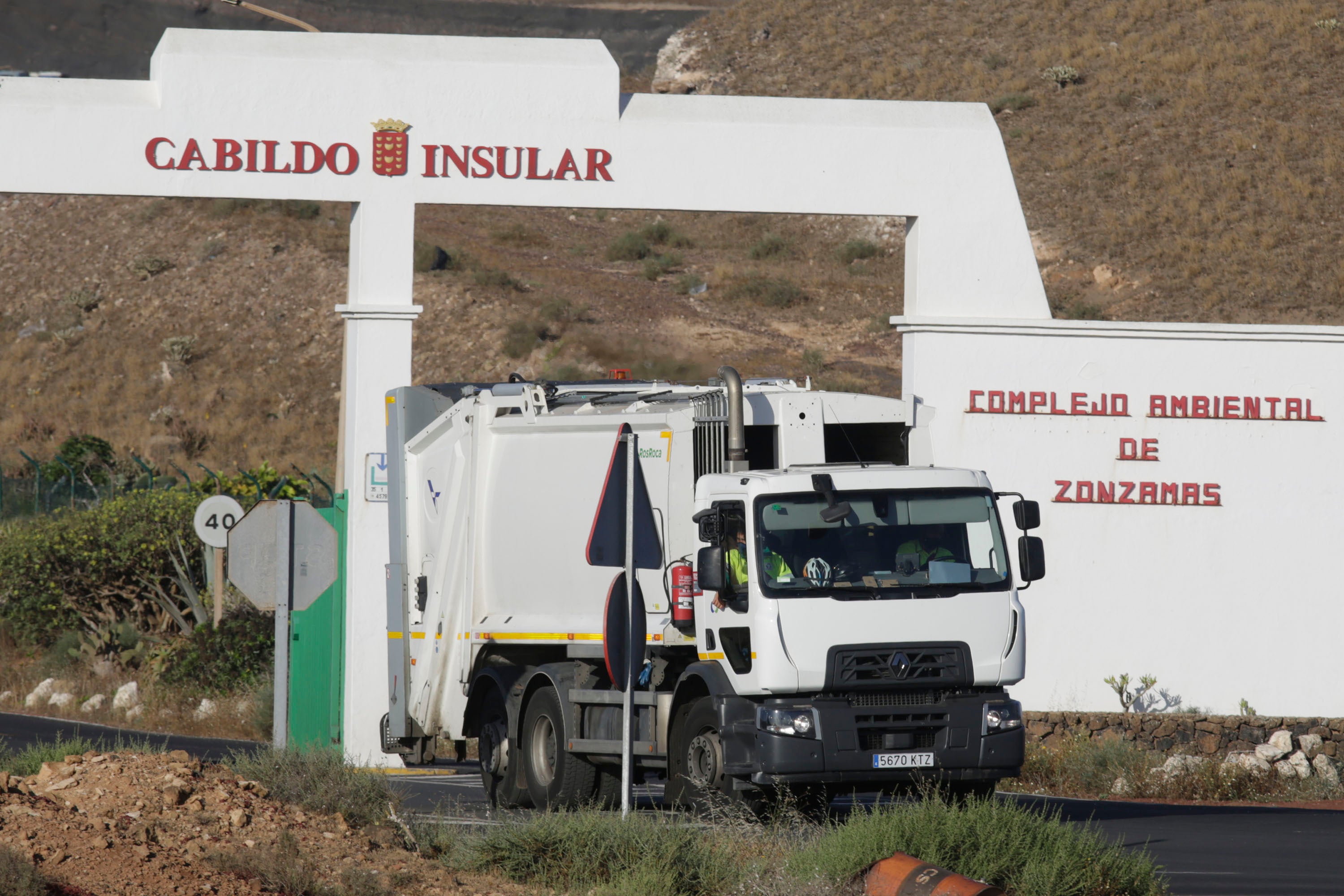 Yaiza licitará la recogida de basura con tope de 2,6 millones de euros por año