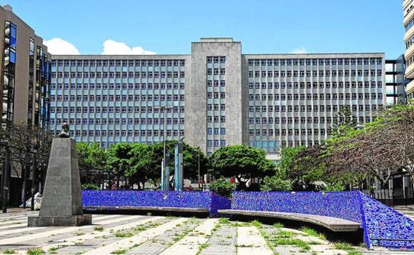 Los trabajadores ven «caótica» la gestión de la Consejería de Derechos Sociales