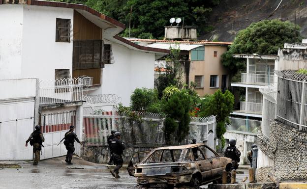 Bandas de delincuentes siembran el caos en Caracas con una docena de fallecidos