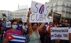 Albares se estrena con bronca política por la situación en Cuba