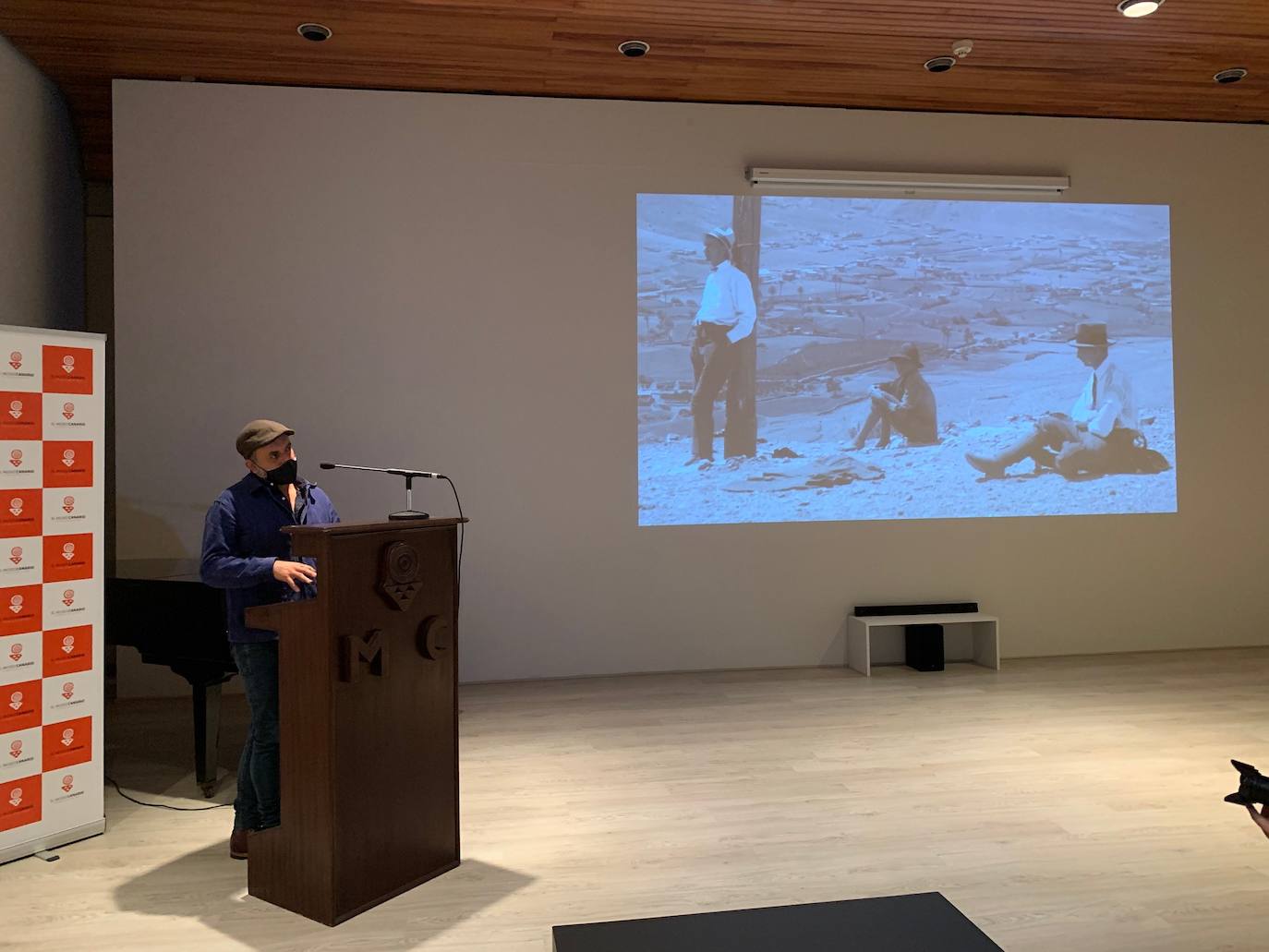 Miguel G. Morales exhibe su instalación 'Huacal' en El Museo Canario