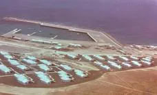 «El nuevo puerto de Playa Blanca, un atentado medio ambiental»
