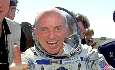 El primer turista espacial, Dennis Tito, despegó de Baikonur hace 20 años