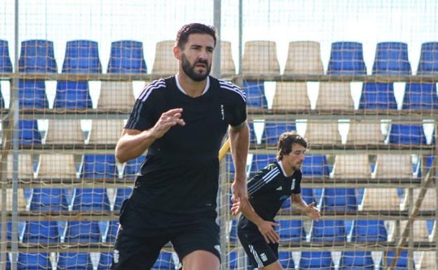 Acelerón para cerrar la plantilla: hoy serán oficiales los fichajes de Navas y Pinchi