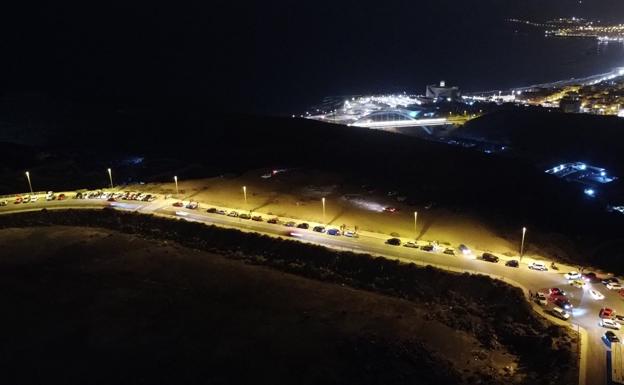 La Policía Local impuso trece multas este fin de semana por los botellones en Díaz Casanova