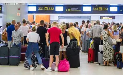 Canarias recibe hoy 26 vuelos del Reino Unido tras el fin de las restricciones