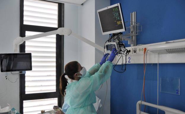 Sanidad activa los Planes de Contingencia para hacer frente a la alta presión asistencial hospitalaria por Covid-19