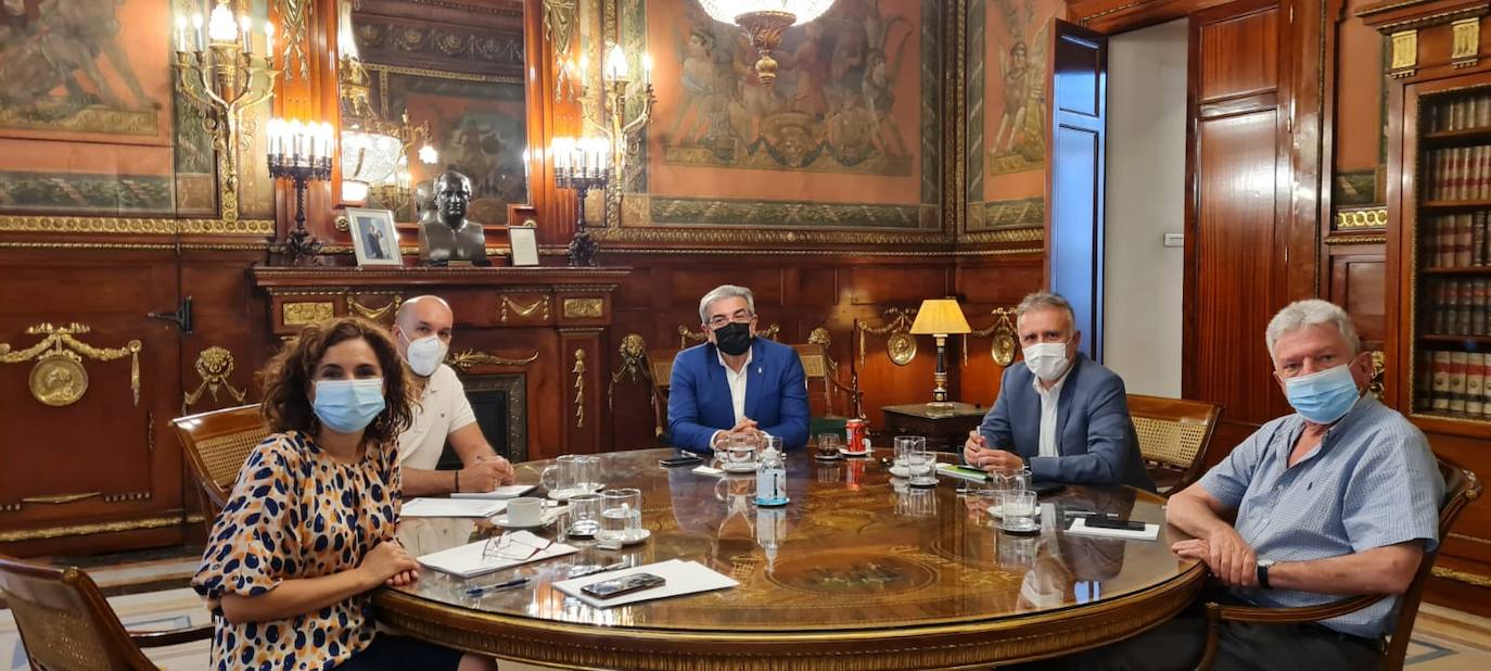 Acuerdo para garantizar el 80% en las deducciones al cine en Canarias