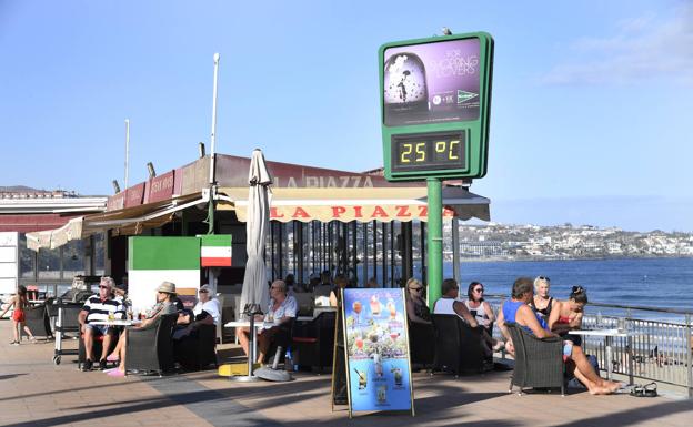 Castilla confía en que el turismo británico se reactive según se despejen las dudas sobre las restricciones