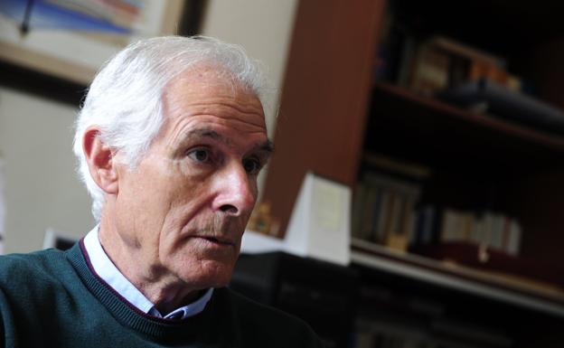 Maximiano Trapero: «El rap nunca podría calificarlo de poesía, ni en su contexto urbano»