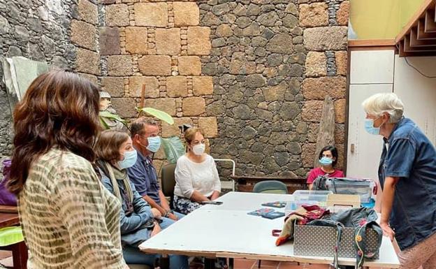 13 personas aspiran a la habilitación como artesanos en El Hierro en 2021