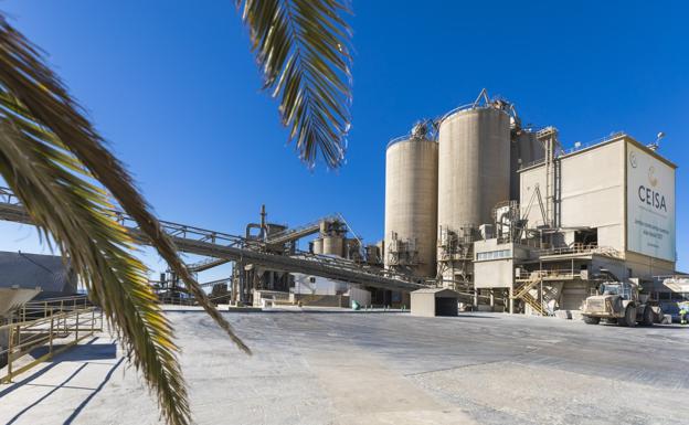 Cemento elaborado en Canarias para Canarias