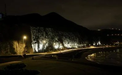 El Cabildo ilumina el acceso a la capital grancanaria con la mejora paisajística de La Laja
