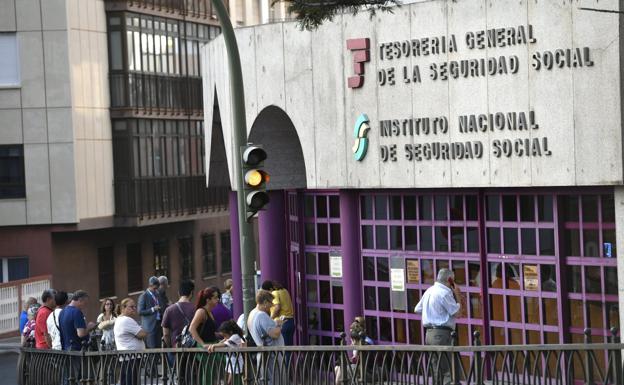 La Seguridad Social reabre sus oficinas y sube un 200% la atención presencial