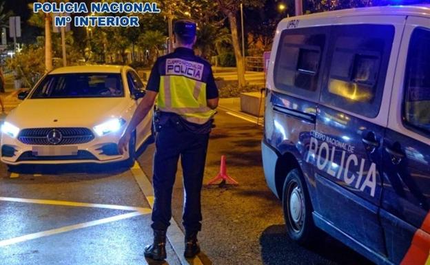 Detenido un hombre de 73 años por vender cocaína