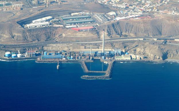 La central de Jinámar se reduce a 5 grupos por la normativa europea de combustión