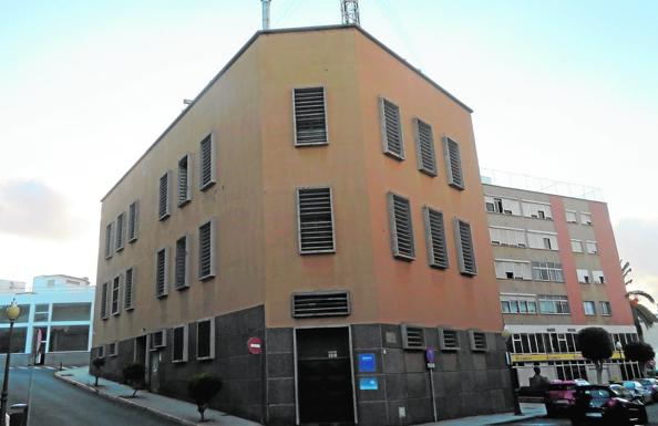 Más de una década de tortura acústica por los ventiladores de la central de Telefónica