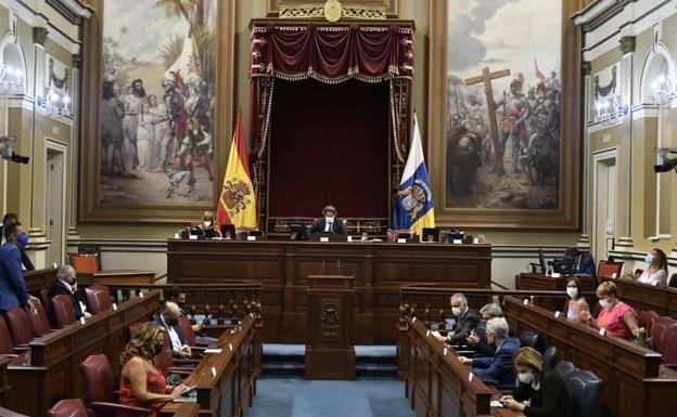 Directo: El Parlamento debate la subvención del IBI turístico