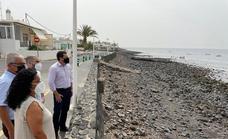Yaiza insiste en pedir que cese la acuicultura en Playa Quemada y que se limpie el fondo marino