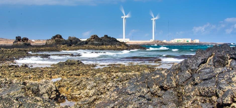 Surfea en Canarias este verano