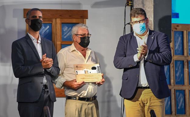 Premio Ajei para Pedro Luzardo Perera