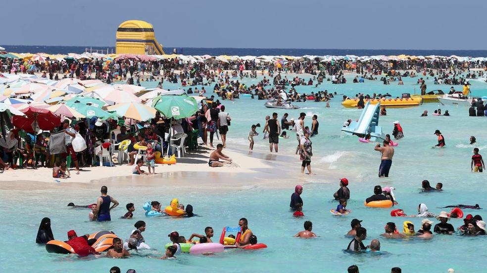 Playas llenas y mucho turismo en Egipto