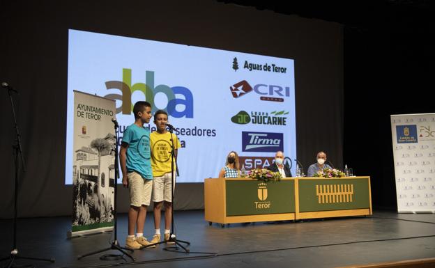 Verseadores infantiles cantarán de nuevo las décimas a la Patrona