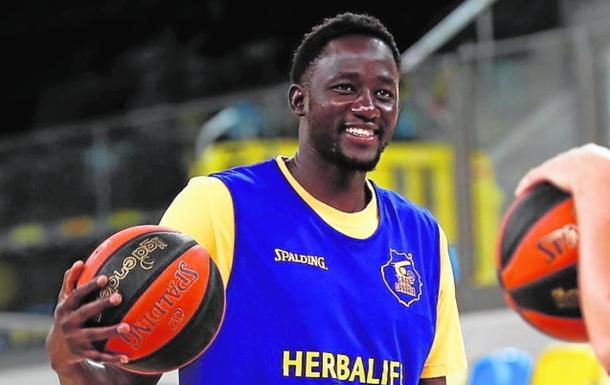 Los 12 elegidos para volver a sonreír