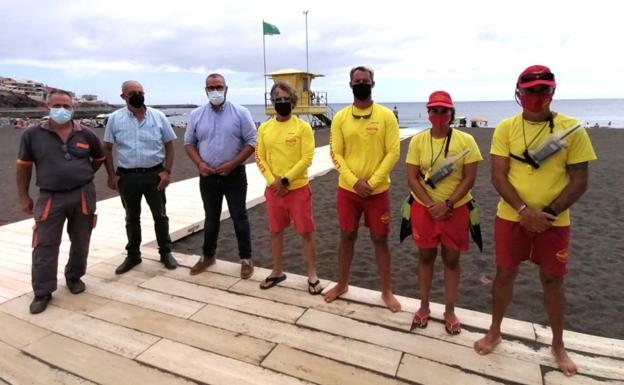 Las playas son más seguras desde hoy gracias al nuevo servicio de salvamento