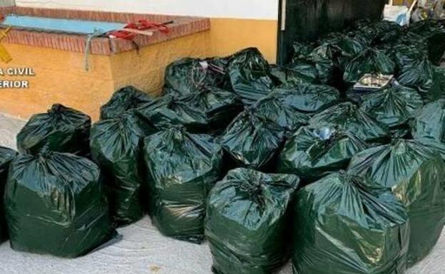 Cae, con 16 detenidos, una de las bandas más activas de venta de cocaína