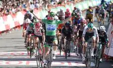 Jakobsen se lleva su tercera victoria en la Vuelta