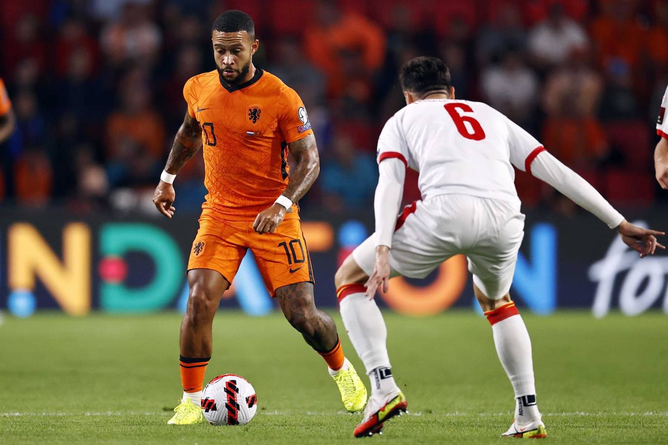 Camino al Mundial: Países Bajos arrolla a Montenegro (4-0)