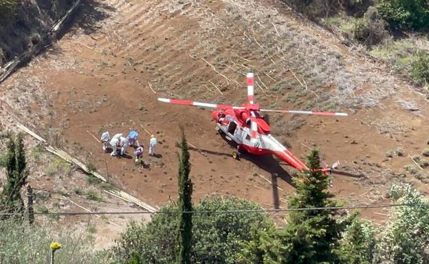 Espectacular traslado aéreo de un enfermo de covid desde Guía