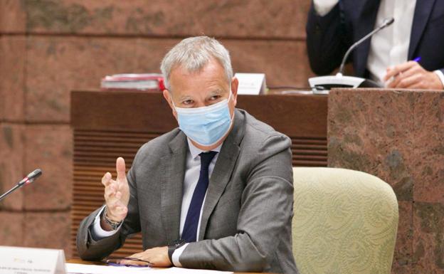 Franquis espera abordar antes de fin de mes con la ministra la deuda de carreteras