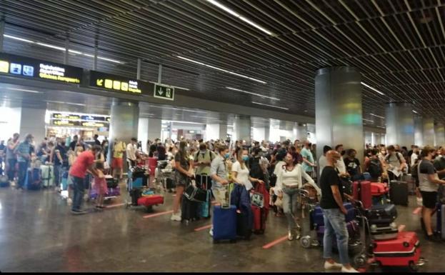 Imagen del aeropuerto de Gran Canaria durante las jornadas de huelga. /c7